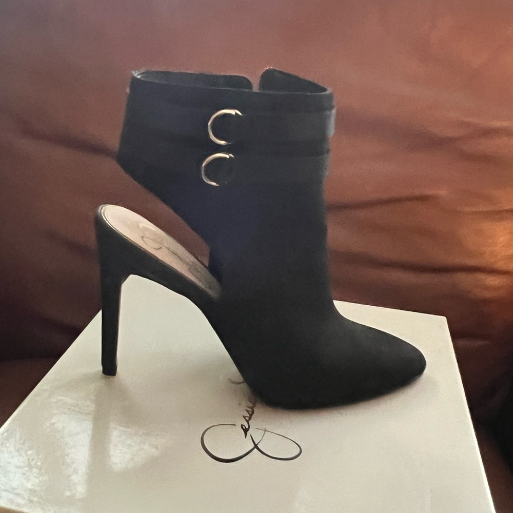 Jessica Simpson Daxton black suede bootie